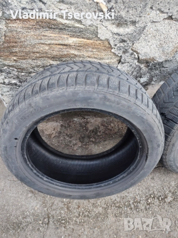Зимни гуми Pirelli 225 50 17, снимка 5 - Гуми и джанти - 51747211