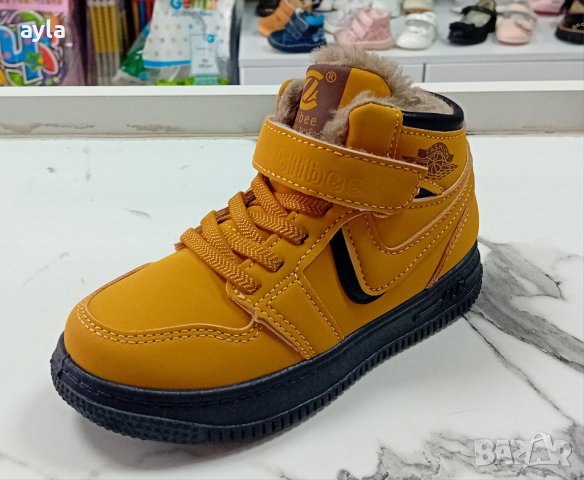 Зимни боти с пух цвят горчица, снимка 3 - Детски боти и ботуши - 43271990