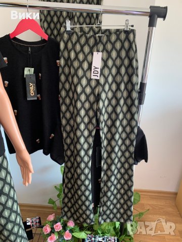 Панталон, снимка 3 - Панталони - 40859880