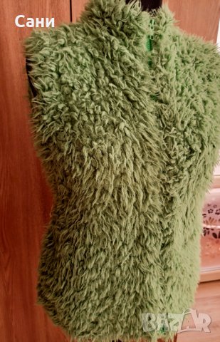 Пухено елече , снимка 6 - Елеци - 40607357