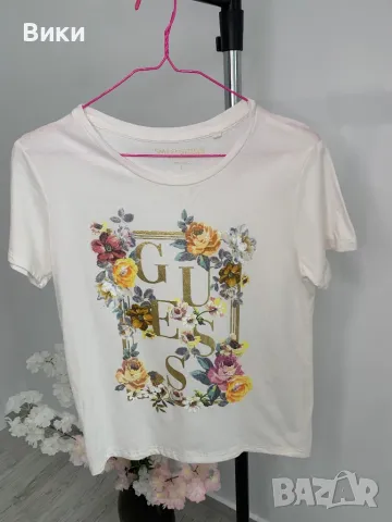 Тениска Guess размер L, но е подходяща за М, снимка 3 - Тениски - 49692948
