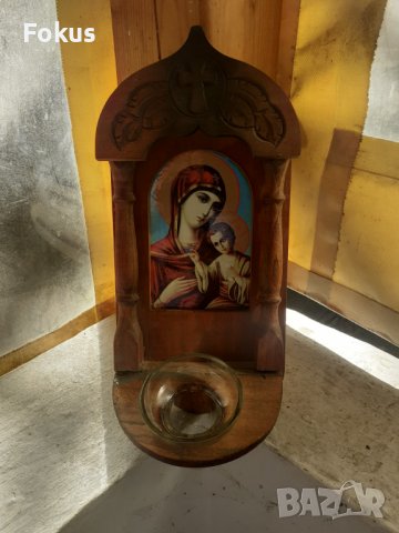 Домашен иконостас икона кръст религия