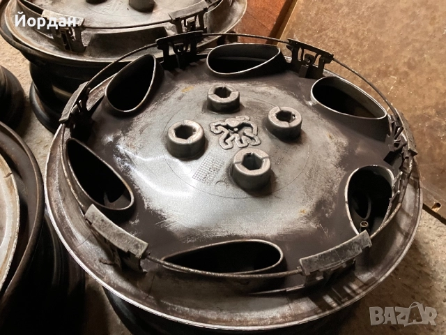 Оригинални тасове Пежо 14, снимка 5 - Аксесоари и консумативи - 52448895