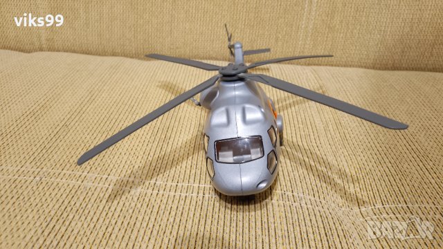 Метален SAR Transport Helicopter SIKU 2527 1:50, снимка 7 - Колекции - 43653811