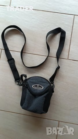 чанта за фотоапарат през рамо кръст Samsonite, снимка 2 - Чанти, стативи, аксесоари - 12904354