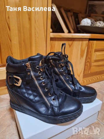 Дамски обувки 