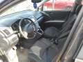 Toyota Corolla Verso 2.2 dcat 177кс 2005г на части, снимка 7