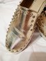 Уникални златисти обувки, снимка 3