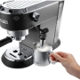Кафемашина DELONGHI DEDICA STYLE EC685.BK , снимка 3
