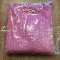 Две дамски блузи Sinsay размер М цена 15 лв., снимка 8 - Блузи с дълъг ръкав и пуловери - 43593040
