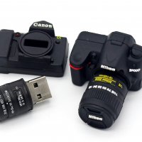 Флашка 64GB фотоапарат Sony, Nikon, Canon, dslr. Флаш памет за компютър. Подарък ssd, снимка 1 - USB Flash памети - 28276500