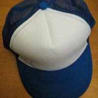 Нова шапка с козирка, снимка 1 - Шапки - 27733521