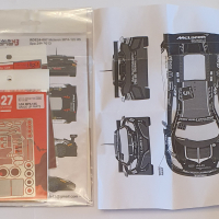 Сглобяем модел McLaren MP4-12C GT3 + Аксесоари , снимка 7 - Други ценни предмети - 36483541