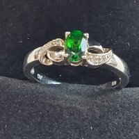Дамски сребърен пръстен с диаманти , снимка 1 - Пръстени - 43959356