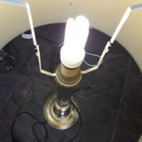 Настолна лампа с месингова основа , снимка 7 - Настолни лампи - 28025998