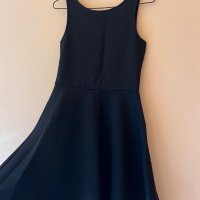 H&M Малка черна рокля S размер 🖤, снимка 5 - Рокли - 43872175