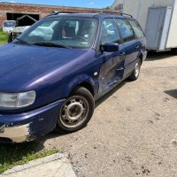 Vw Passat 1.8I на части, снимка 1 - Автомобили и джипове - 36708588