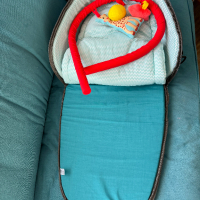 Мобилен бебешки матрак, подложка за преобуване с активна гимнастика., снимка 3 - Други - 44909061