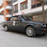 Ретро автомобил Bmw E30 кабрио под наем, снимка 1 - Автомобили и джипове - 19769933