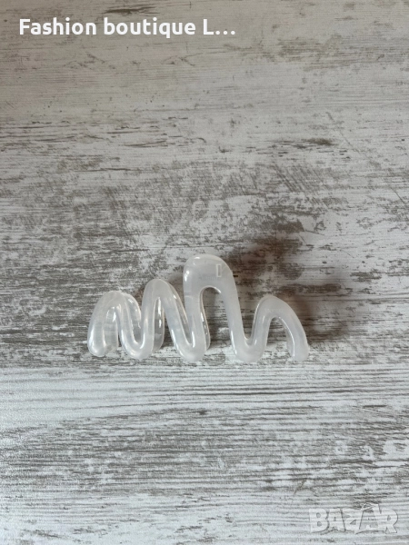 Шнола за коса с уникален дизайн в прозрачно матов бял цвят ❤️, снимка 1