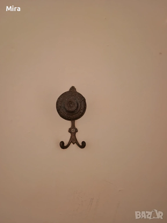 Четири закачалки за дрехи , снимка 1