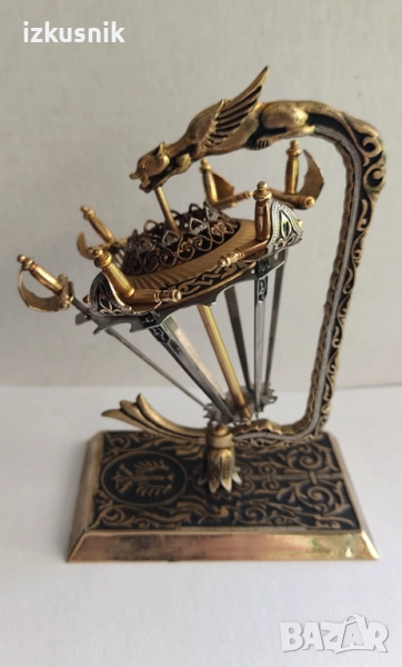 Филигранна пластика от Толедо – бронз и стомана, невероятно красив, снимка 1