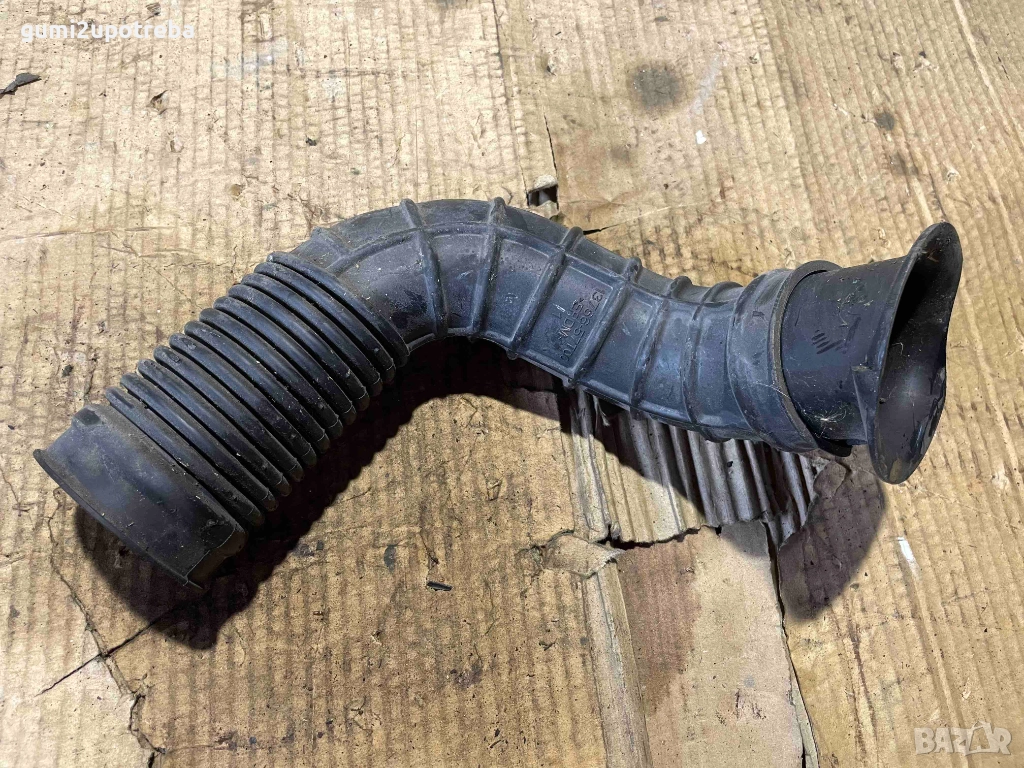 Маркуч Въздуховод 13766-57T00 SUZUKI SX4 S-Cross 1.4 DITC HYBRID ALLGRIP 6AT, снимка 1