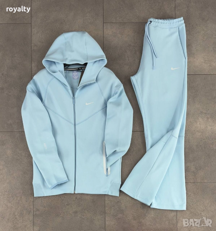 Nike Tech НА ЕДРО Син Мъжки Екип 6 Бр., снимка 1