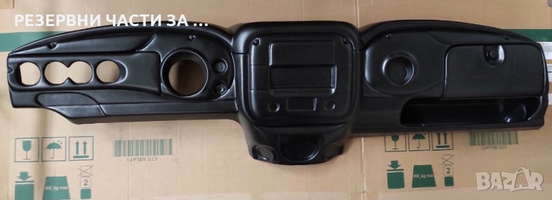 Панел прибори, облицовка радиатор УАЗ 452, снимка 1