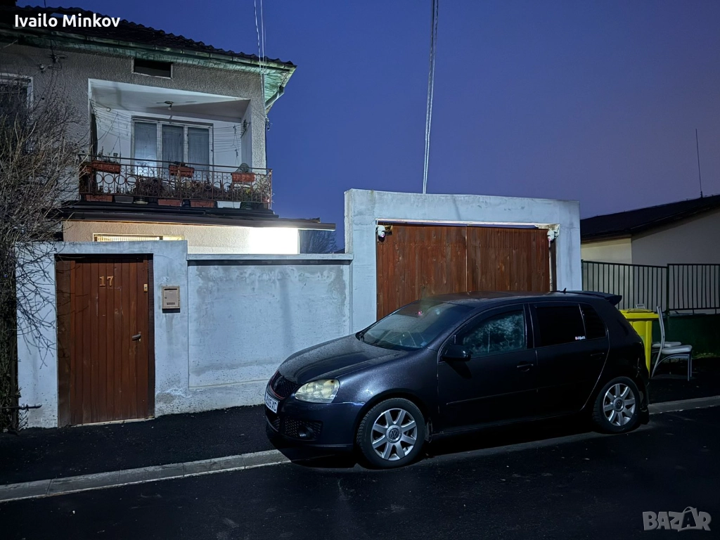 Етаж от къща в гр. Божурище с голям двор, снимка 1