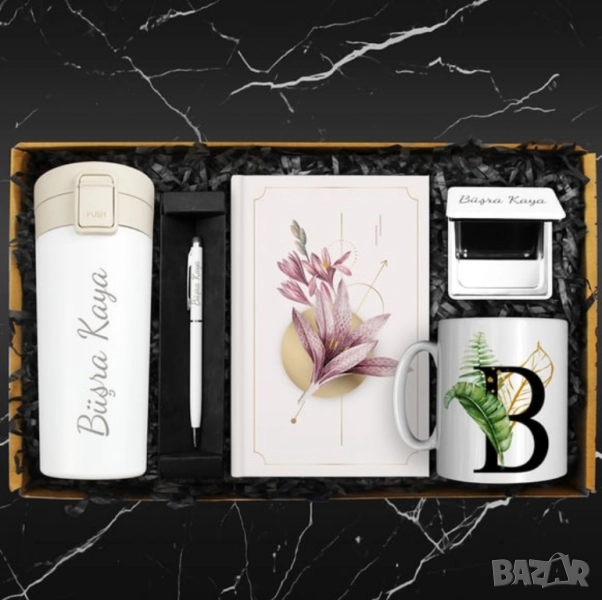 Персонализиран подаръчен комплект – термос, тефтер, писалка, джобно огледало и чаша , снимка 1