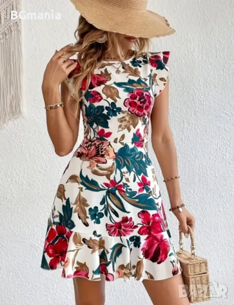 Еластична свободна рокля в бяло на цветя с паднал ръкав размер Л, снимка 1