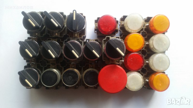 Копчета с ключ , лампи ,Telemechanique, снимка 1