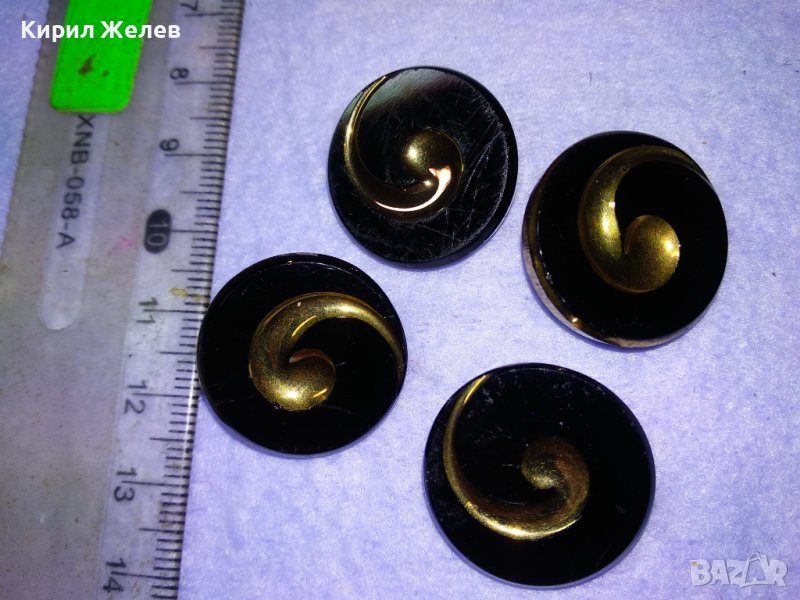 ЛОТ ЧЕТИРИ СТАРИ ВИНТИДЖ КЕРАМИЧНИ ОРНАМЕНТИРАНИ СТИЛНО КОПЧЕТА За ДЕКОРАЦИЯ 26152, снимка 1