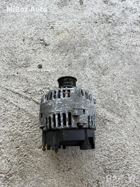 Генератор алтернатор динамо Фолксваген Голф 6 VW Golf, снимка 1