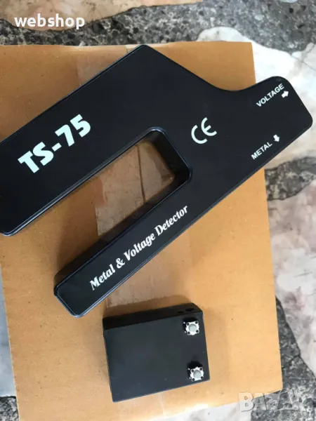 Детектор за откриване на кабели и метал в стена Finder , снимка 1