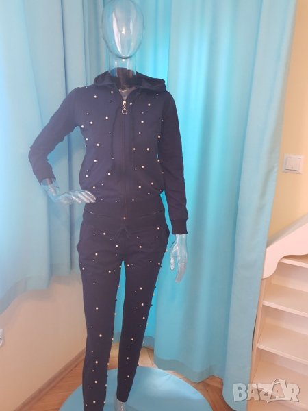 Дамски екип, снимка 1