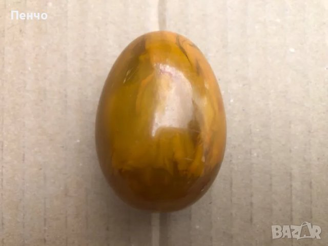 старо кехлибарено яйце /бакелит, фатуран/, снимка 1