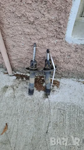 Амортисьори за  Passat B8 предни, снимка 4 - Части - 49898456