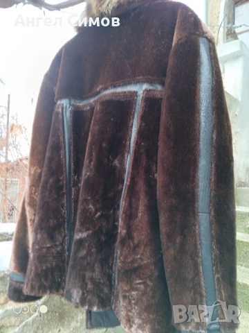 Луксозно кожено палто от тюлен с яка от бобър – уникат, ръчно шито яке, снимка 2 - Якета - 53041607