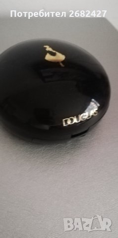 грим Douglas

, снимка 4 - Комплекти и лотове - 32550483