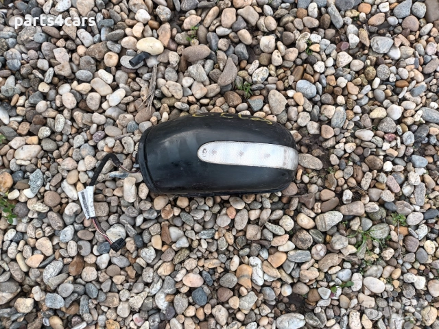 ляво странично огледало за мерцедес Ц класа В203 MERCEDES C class W203 , снимка 2 - Части - 48121535