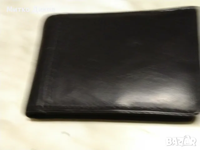 Малко компактно портфейлче за пари ститинки и три карти естествена кожа 100х70мм, снимка 2 - Портфейли, портмонета - 48595783