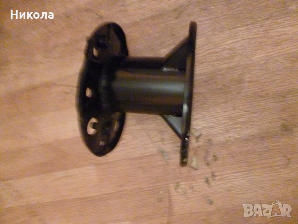 Стойка за резервна гума за Сузуки Самурай-твърд таван, снимка 3 - Части - 27782888