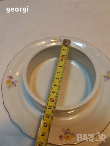 Две порцеланови плата и съд за масло , снимка 7 - Аксесоари за кухня - 38582498