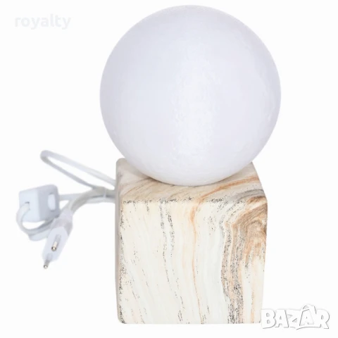 Настолна LED лампа, 3 цвята с квадратна основа