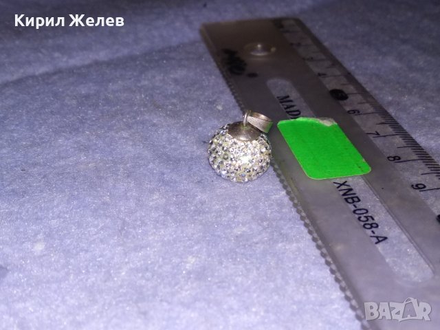 НЕЖЕН СРЕБЪРЕН МЕДАЛЬОН ТОПЧЕ с БЯЛ ЕМАЙЛ и ФАСЕТИРАНИ КРИСТАЛЧЕТА 36406, снимка 12 - Колиета, медальони, синджири - 39547625