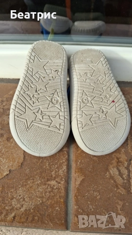 Олекотени пантофи с Baby shark, снимка 6 - Детски пантофи - 52908628