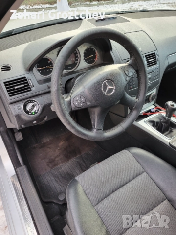 Мерцедес  С 220 , снимка 12 - Автомобили и джипове - 52976049