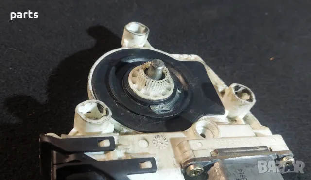 Моторче Предно Ляво Стъкло VW Голф 4
(3) - 101430201 - 05076210, снимка 5 - Части - 48762534